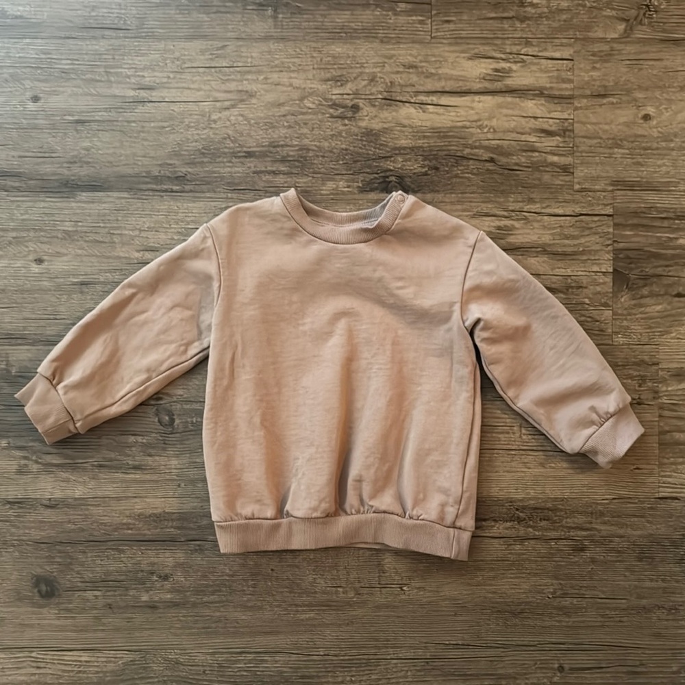 **NEVER WOrN** H&M Toddler Sweatshirt Pullover